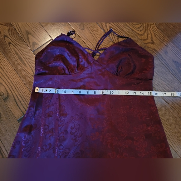 Satiny Lingerie, Burgundy - Picture 3 of 5